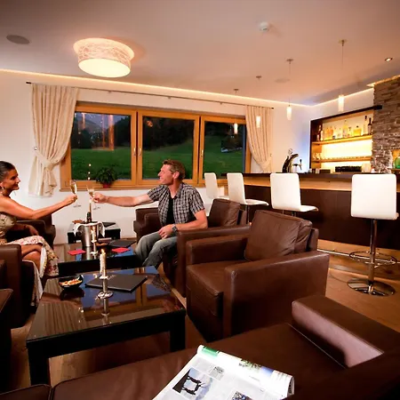 호텔 Chasa Castello Relax & 4*