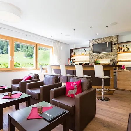 호텔 Chasa Castello Relax &