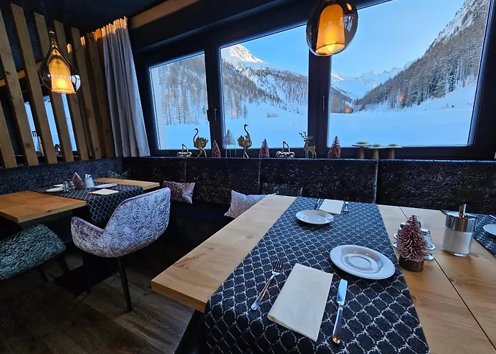 فندق Chasa Castello Relax &