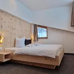 Chasa Castello Relax & Hotel 4*
