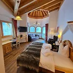 Chasa Castello Relax & Hotel Samnaun