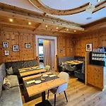 Hotel Chasa Castello Relax &