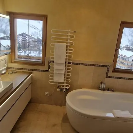 Chasa Castello Relax & Hotel 4*