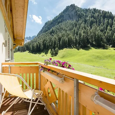 Hotel Chasa Castello Relax &