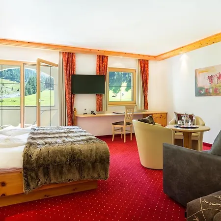 Hotel Chasa Castello Relax & 4*