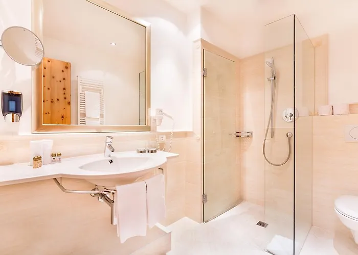 Hotel Chasa Castello Relax&spa 4*