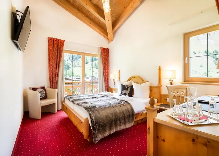 Chasa Castello Relax&spa Hotel 4*